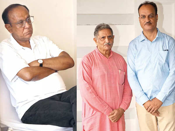 (L) Pt Ritwik Sanyal (R) Ashok Kapoor and Praveen Tiwari