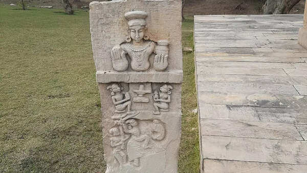 An engraved stone at Bateshwar