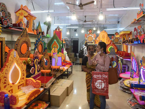 Ukdachi Modak: City gets ready to welcome Ganpati Bappa amidst much ...