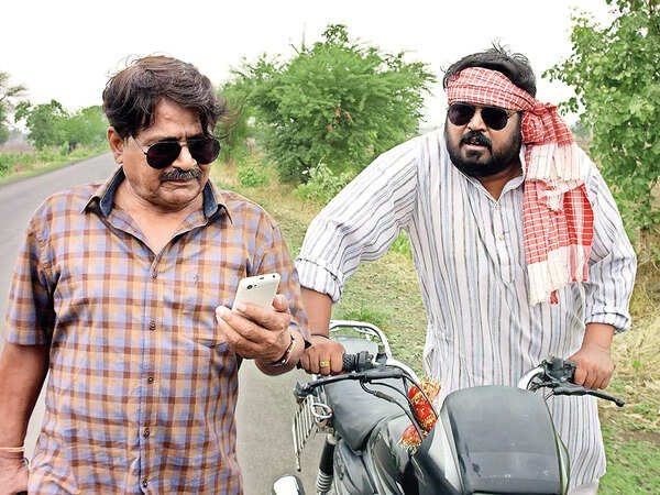 Raghubir Yadav and Faisal Malik in a still from Panchayat 2