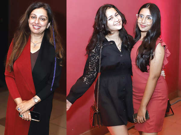 (L) Trisha Neogi (R) Madhulika and Saanaya