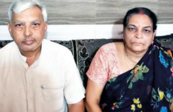 ‘Honour can’t be couriered’: Martyr’s parents return medal
