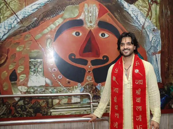Aashiesh Sharrma visited Salasar Balaji to seek his blessings