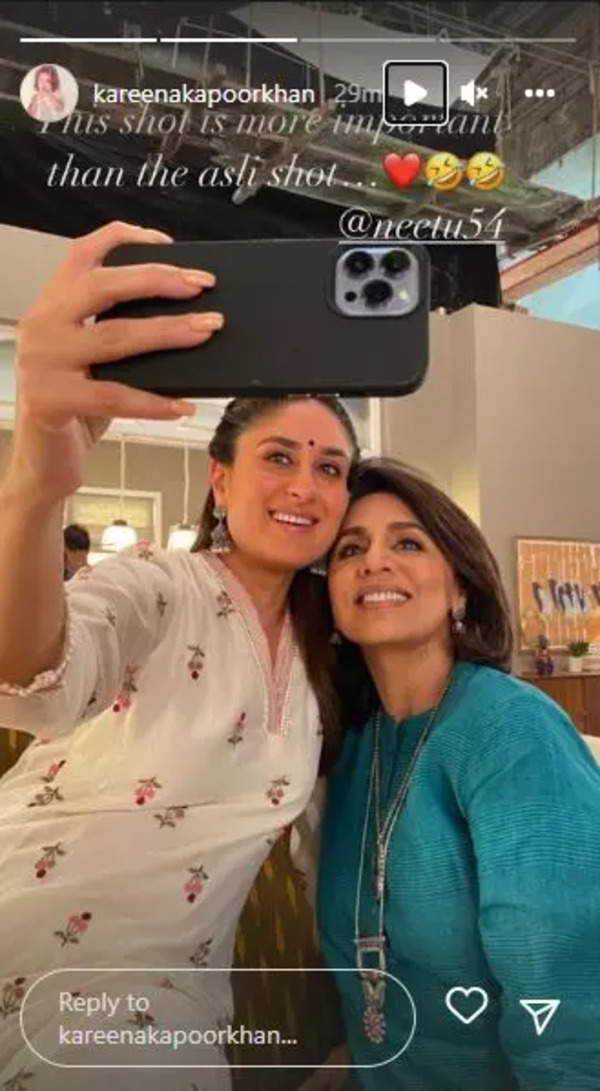 Tina & Pooja reunite? @kareenakapoorkhan shares a picture with