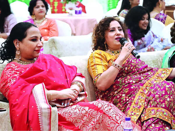 Sonia Bhasin (L) and Pooja Madhok