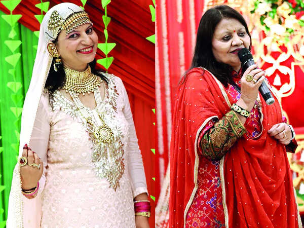 (L) Hima Rastogi (R) Meena Trivedi