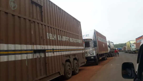 Mumbai Goa highway jam