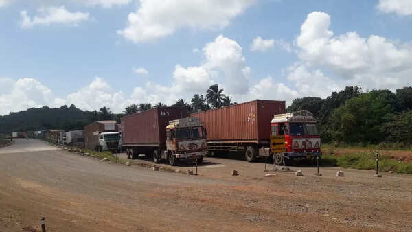 Mumbai Goa highway jam