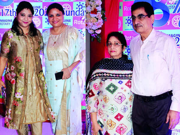 (L) Deepa and Monika (R) Anju and Subhash