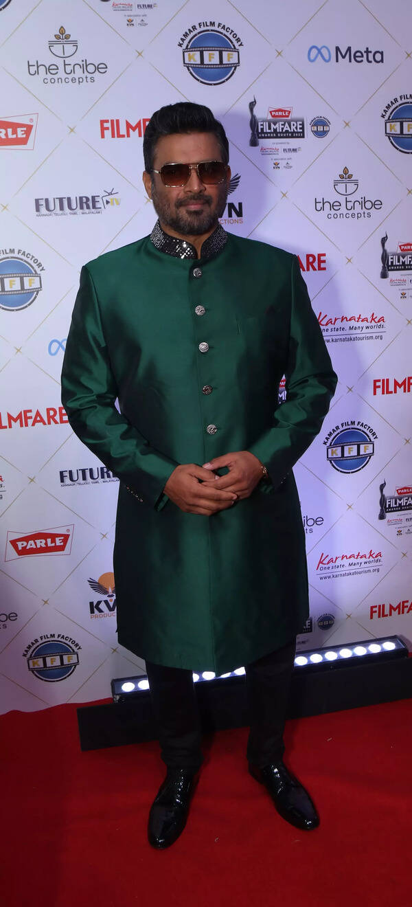 Handsome R Madhavan the red carpet at the 67th Parle Filmfare Awards South 2022