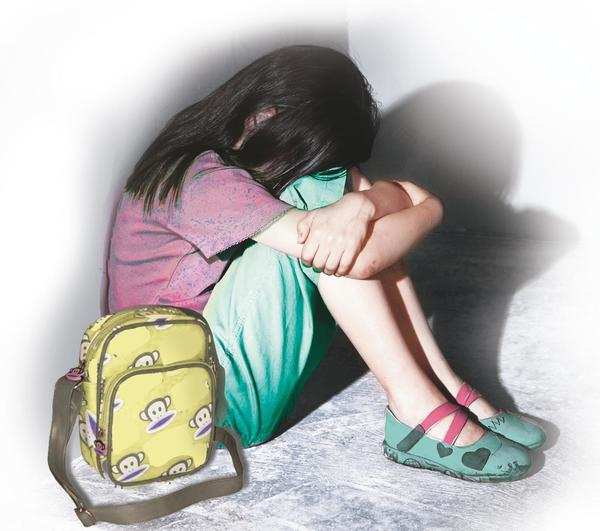 Minor girl harassed by doc, probe on