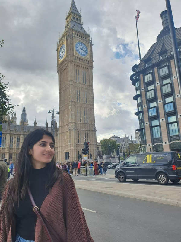 Kushee Ravi is in love… with London | Kannada Movie News - Times of India