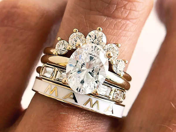 Arc Stackable Diamond Ring | Delicate Diamond Ring | CaratLane