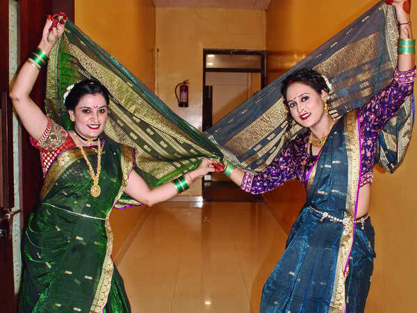 Somya (L) and Naisha