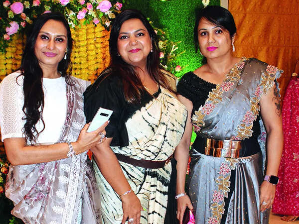 (L-R) Sangeeta, Nidhi and Vandana