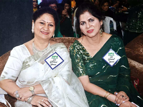 Shilpa Manish (L) and Alka Joshi