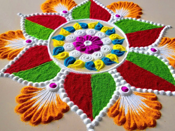 Happy Diwali 2023: Best colourful rangoli designs for this festive ...