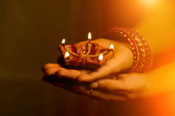 Happy Diwali 2023: Images, Wishes, Messages, Greetings, Quotes, Rangoli ...