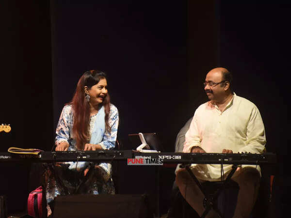 Darshana Jog and Kedar Paranjape
