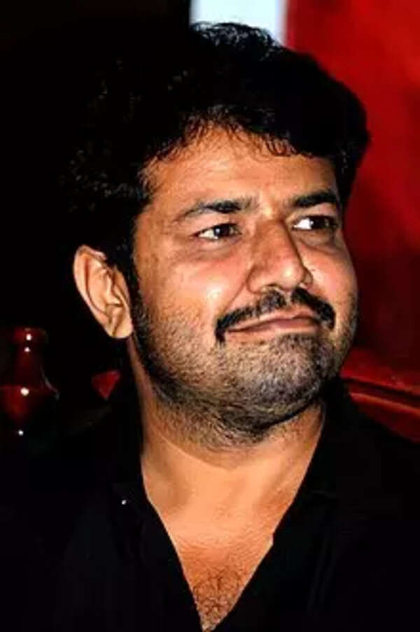 Jayathirta_(Director)