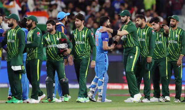 Indian Team Ko Phupho Sakeena Ki Nazar Lag Gai, Ha Haye, ICC T20 World  Cup 2021, Urdu Gram, Indian Team Ko Phupho Sakeena Ki Nazar Lag Gai