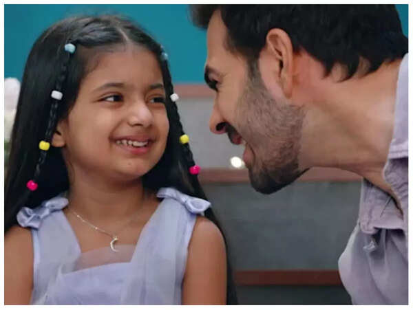 Karan V Grover with Kiara Sadh in the show