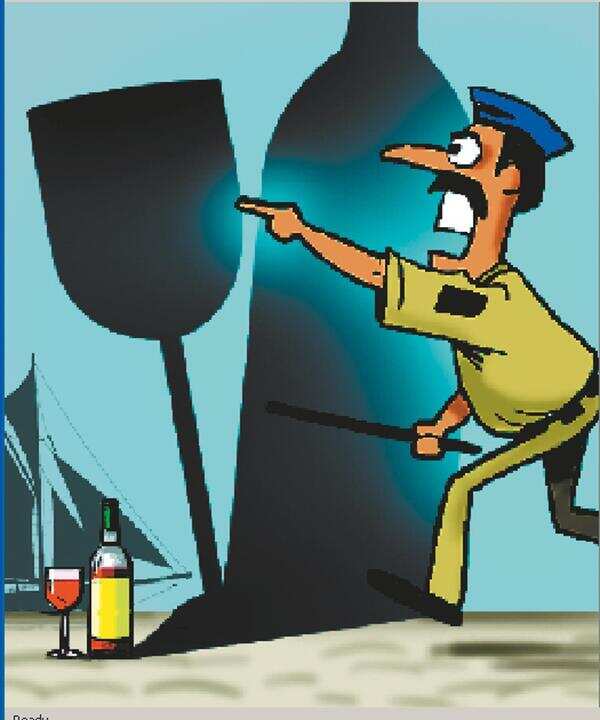 Crime branch seizes liquor worth ₹5.5L