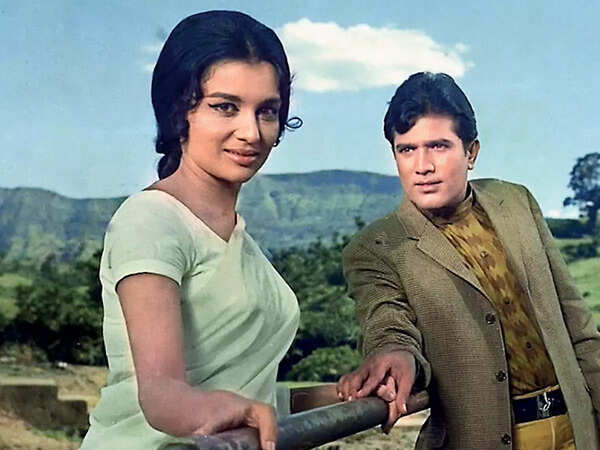 A still from Kati Patang (1971)