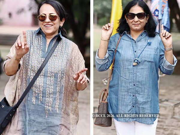 Reliving the 80s at this reunion! | Events Movie News - Times of India