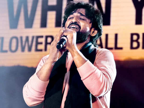 Afghan singer Abi K. Safa sang his composition Farda with Ricky Kej