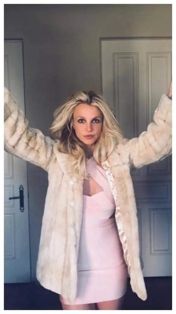 Britney Spears Stills