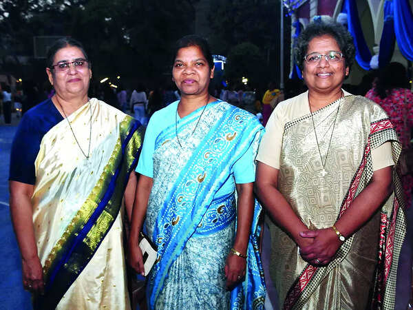Helen Borneo, Anima Kujur & Stephanie Rodrigues
