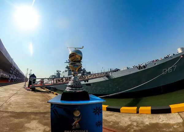 EMbed-Hockey-India2-0201-HI
