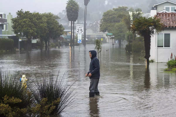 California deluge forces mass evacuations
