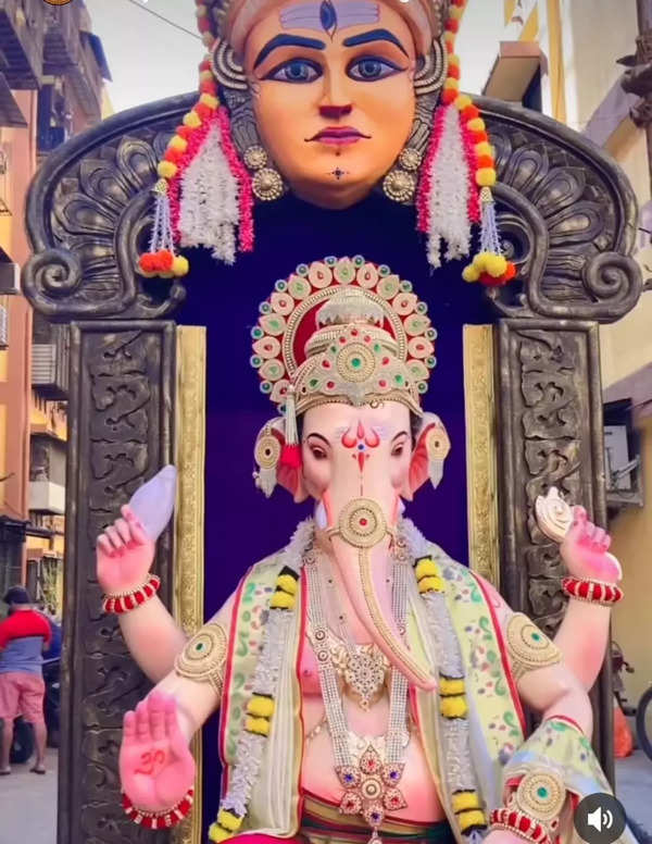 Large Ganesh idols in Saraswati, Krishna avatar installed for Maghi