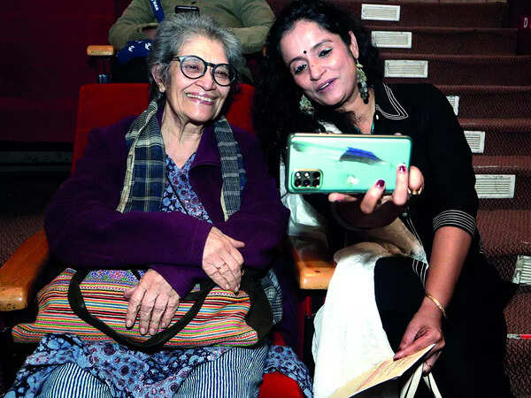 Amba Sanyal (L) and Preeti Chauhan