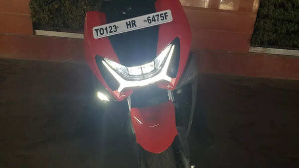 hero xoom 110 review cornering lights