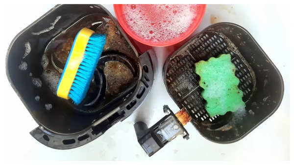 How to Clean an Air Fryer in Five Easy Steps