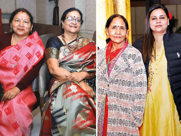 (L) Dr Savita and Dr Amrita (R) Chanchal and Preeti