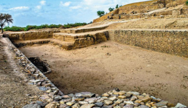 Shells tell the story of climate change at Dholavira