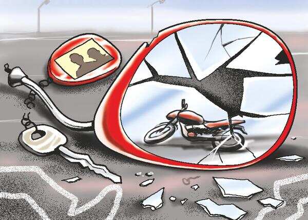 Unknown vehicle knocks down bike in Ratibad; 2 killed
