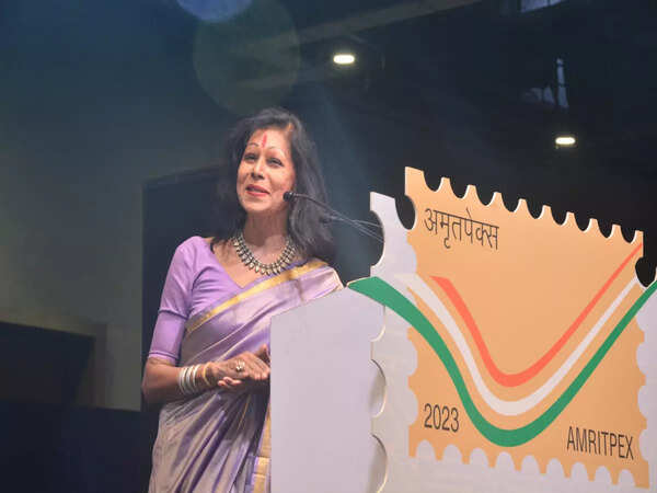 Padmashri Smt Shovana Narayan noted Kathak at AMRITPEX-2023