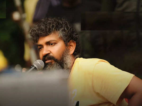 Filmmaker Radhakrishna Reddy shares some bloopers from Mayabazar 2016