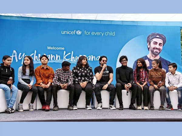 Ayushmann interacted with kids from local NGOs and had them smiling at his witty interjections and even showed off his juggling skills
