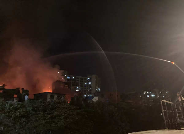 Mumbai slum fire