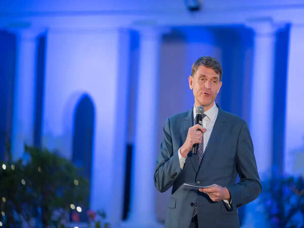 Emmanuel Lebrun-Damiens, Director, FII