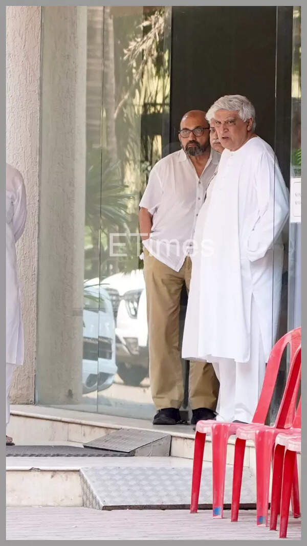 Satish Kaushik (11)