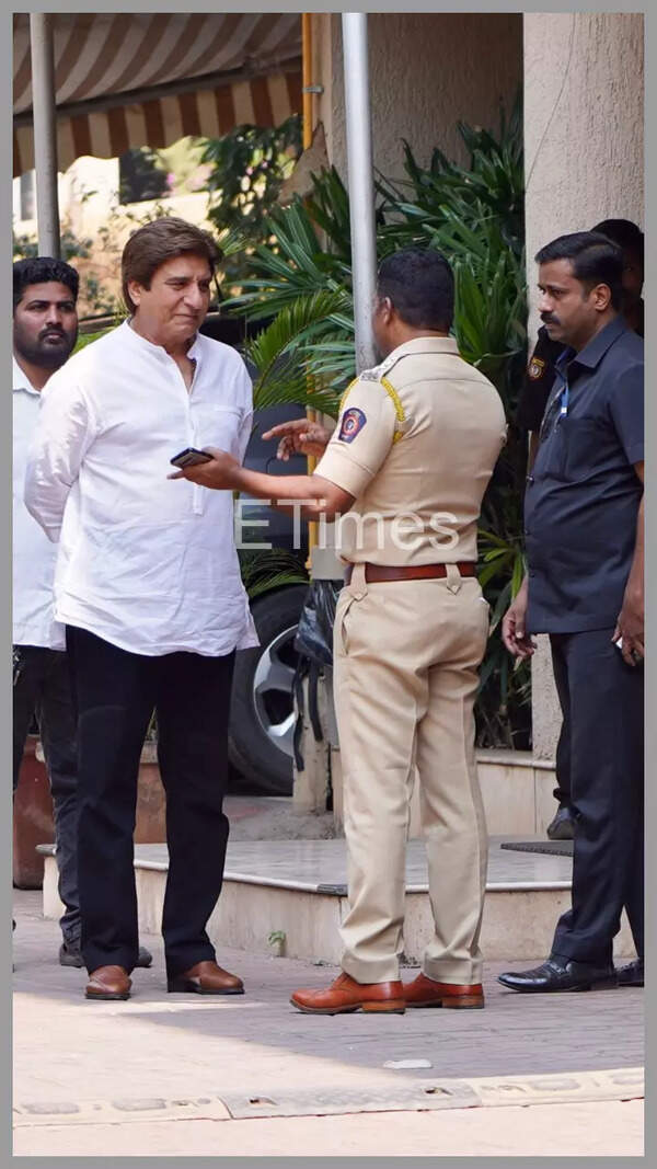 Satish Kaushik (10)