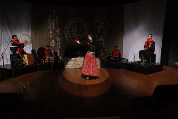 Contemporary dance moves performed by Sahaya Jeevan