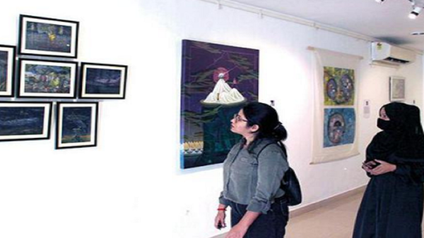 Indian, B’desh artists sketch emotions of life